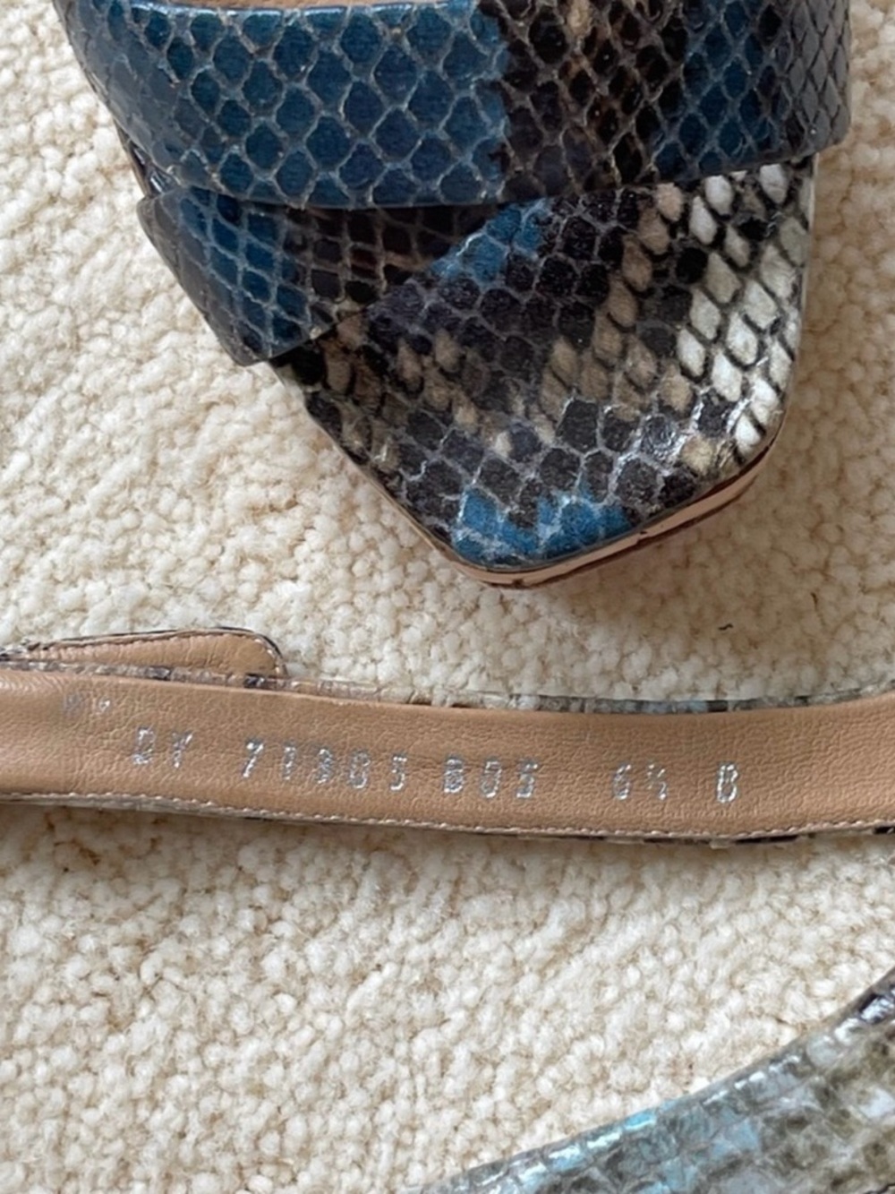 Salvatore Ferragamo Leather Wedge Sandal Blue Python Made In Italy Size 6.5 - Picture 5 of 11